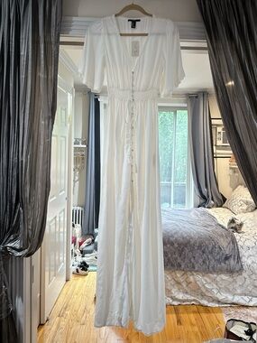NWT White Boho Maxi Dress Bell Sleeve Cottagecore Beach Vacation Flowy Resort